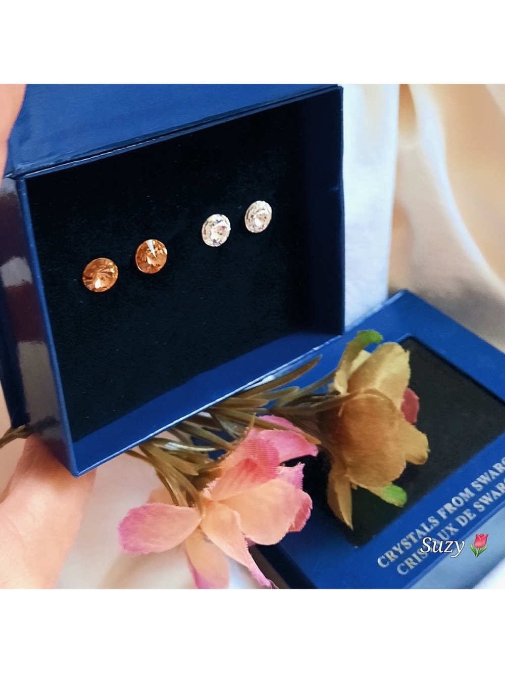 2pr Lrg Swarovski Crystal Stud Lrg 2cm Stud Earrings BNWOT in Box